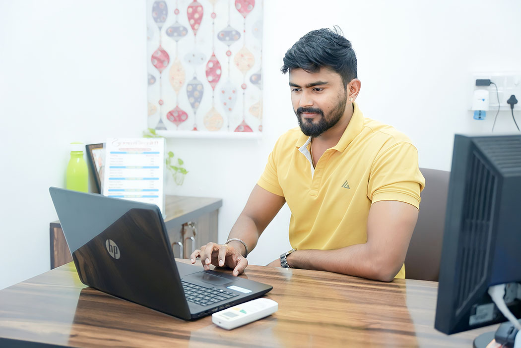 Abhyash library owner mr. shidhant roi